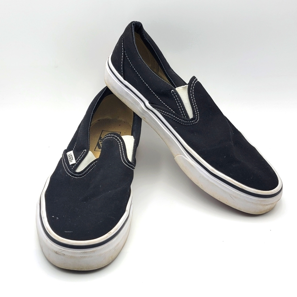 Vans Men's Black Slip-On Shoes.‎ #1648